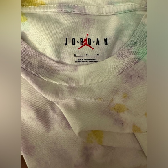 Air Jordan Men's Tie Dye T-Shirt in Doll Size Medium Men NWT - Picture 4 of 7